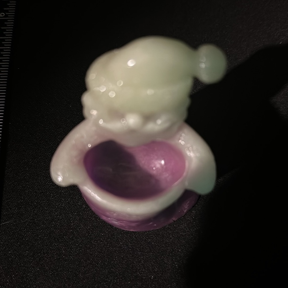 Adorable luminous resin Santa with an open stocking - Picture 6 of 7